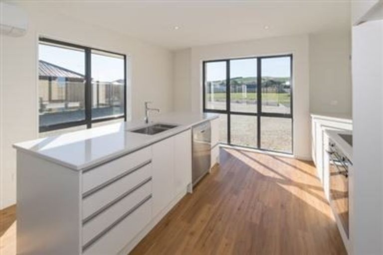 Photo of property in 3/18 Ormandy Court, Amberley, 7410