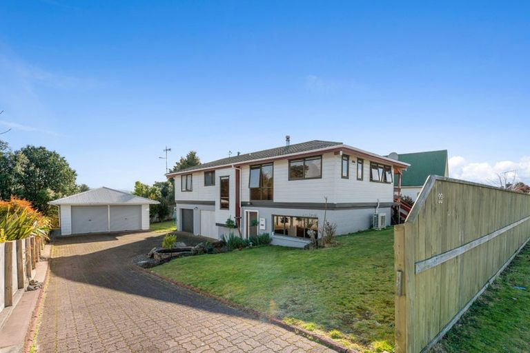 Photo of property in 33 Richmond Avenue, Richmond Heights, Taupo, 3330