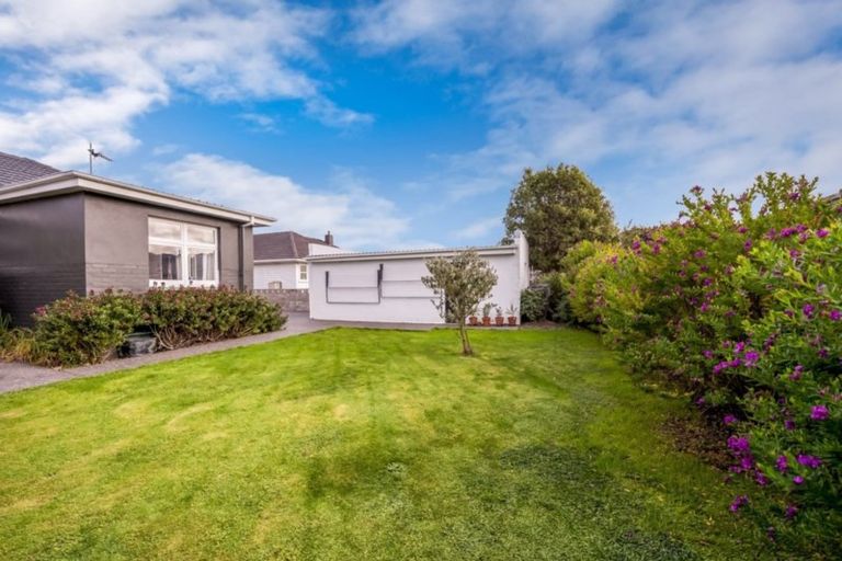 Photo of property in 18 Frederick Street, Avalon, Lower Hutt, 5011