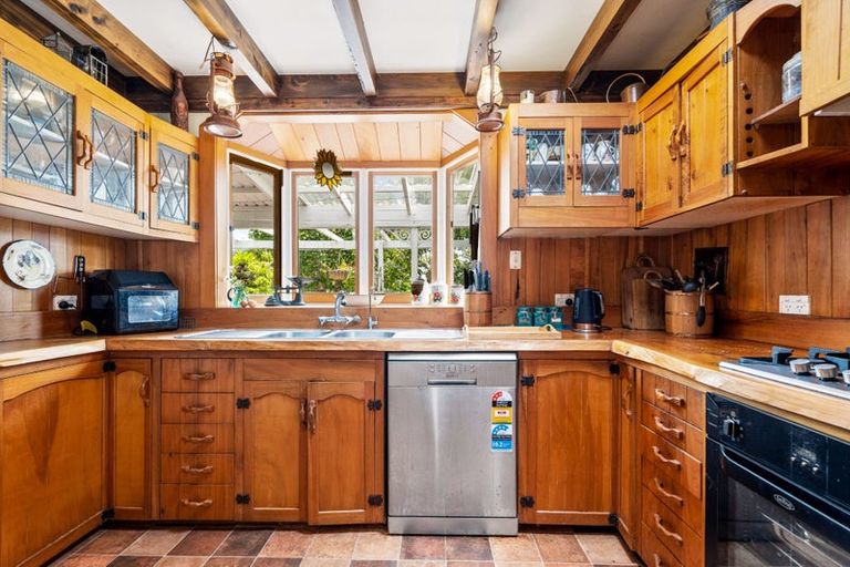 Photo of property in 100 George Street, Hikurangi, 0114