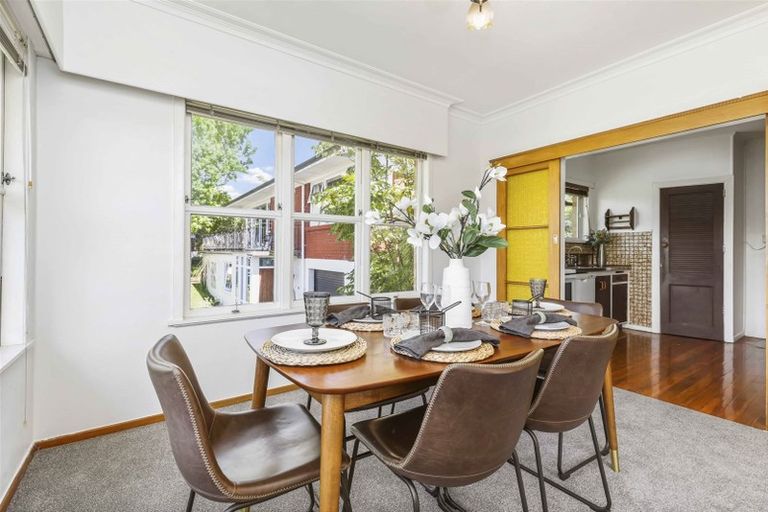 Photo of property in 8 Garthwood Road, Hillcrest, Hamilton, 3216