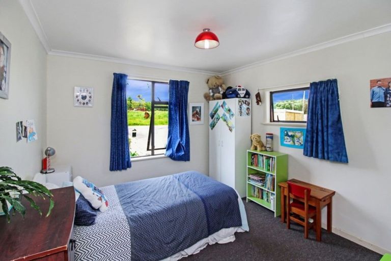 Photo of property in 7 Kotukutuku Road, Hunterville, 4730