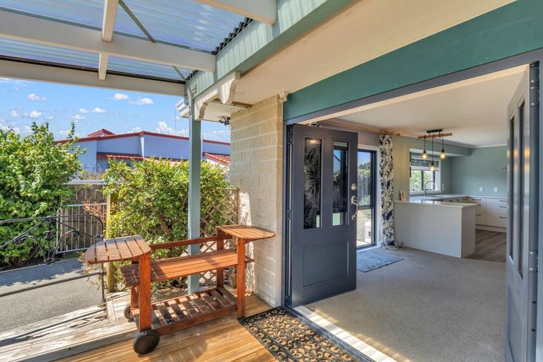 Photo of property in 11 Poutama Place, Tawhero, Whanganui, 4501