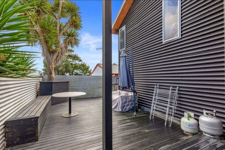 Photo of property in 42b Simpson Road, Papamoa Beach, Papamoa, 3118