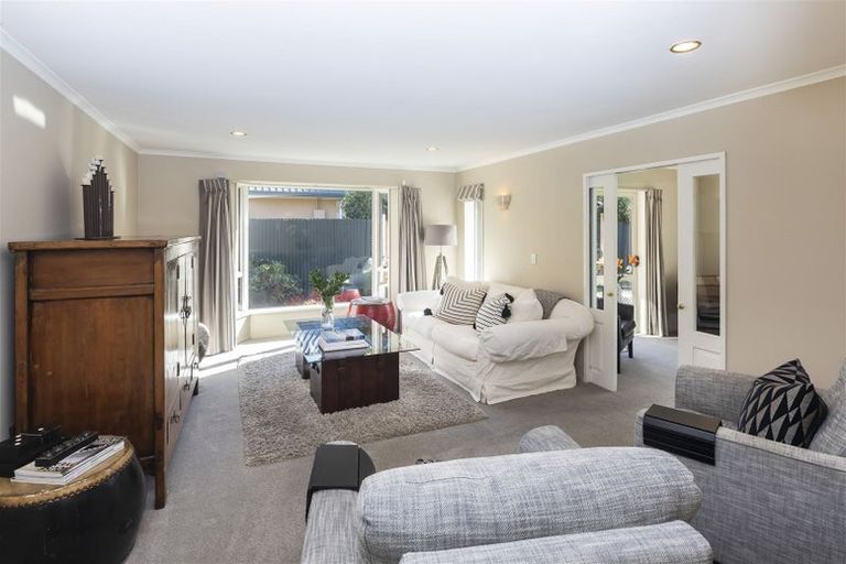 Photo of property in 1/53 Memorial Avenue, Ilam, Christchurch, 8053