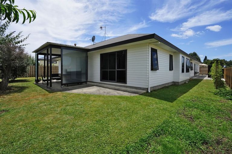 Photo of property in 25 Hastings Place, Hamilton Lake, Hamilton, 3204