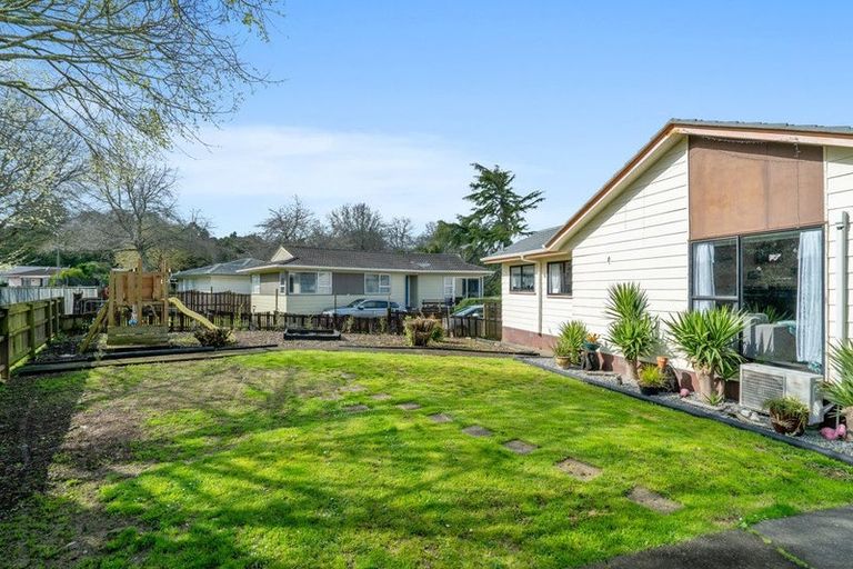 Photo of property in 10 Cadiz Place, Red Hill, Papakura, 2110