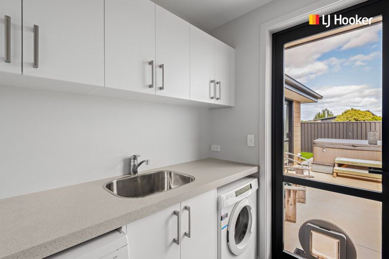 Photo of property in 46 Silver Springs Boulevard, Mosgiel, 9024