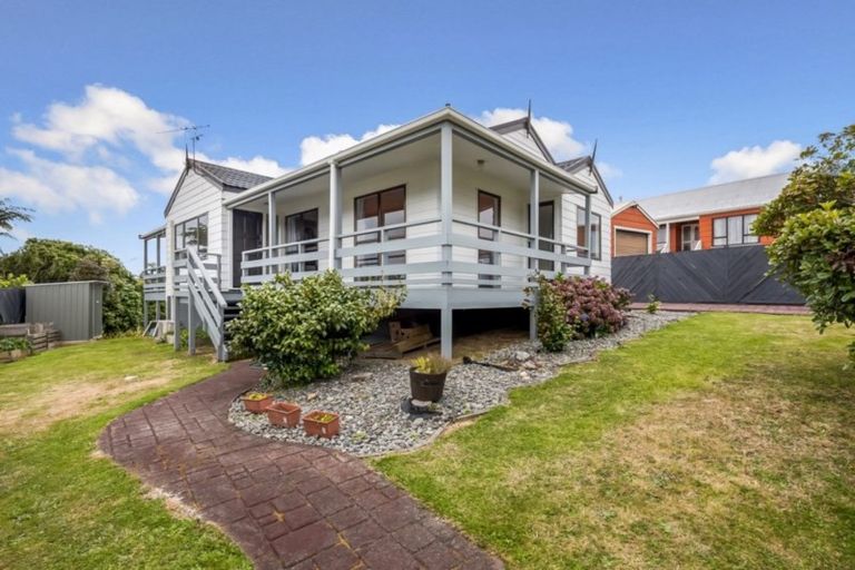 Photo of property in 11 Drummond Crescent, Kelson, Lower Hutt, 5010