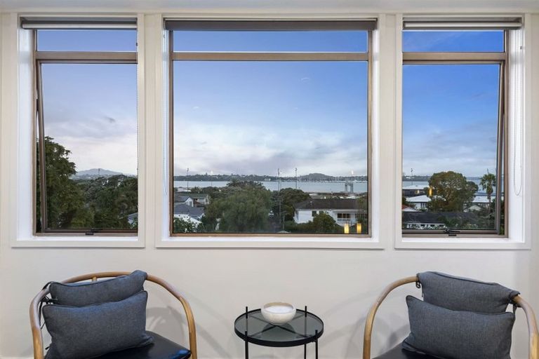 Photo of property in 2/21 Richmond Avenue, Northcote Point, Auckland, 0627