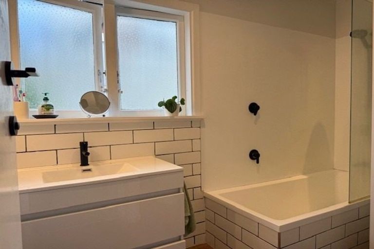 Photo of property in 17a Humber Crescent, Gate Pa, Tauranga, 3112