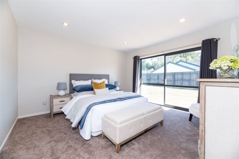 Photo of property in 7 Kahika Grove, Huapai, Kumeu, 0810