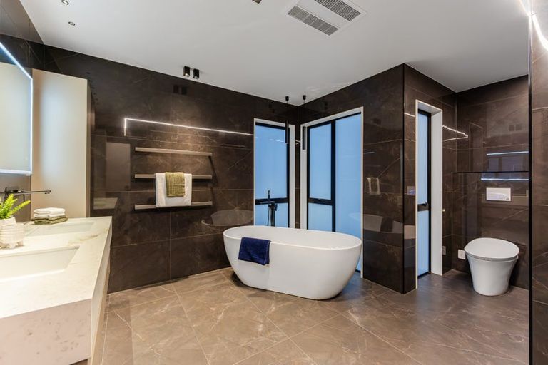 Photo of property in 7 Headsail Drive, Long Bay, Auckland, 0630