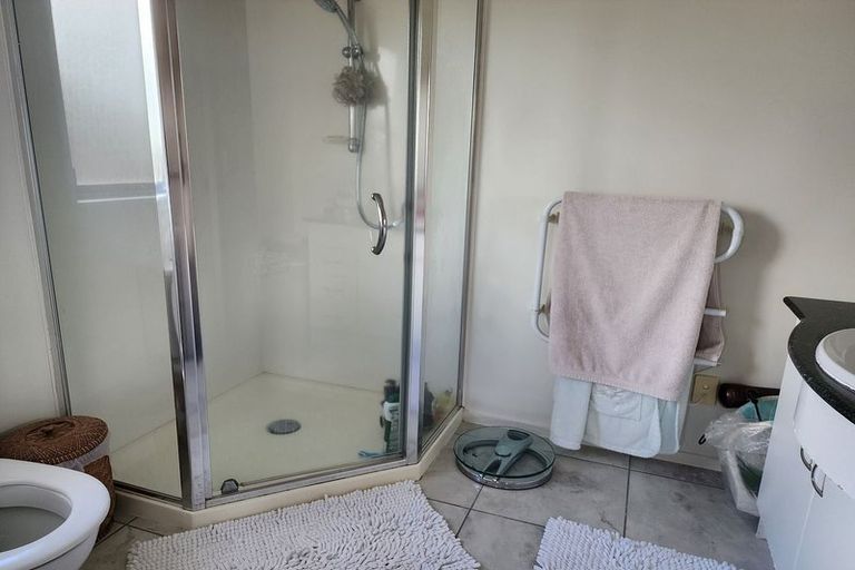 Photo of property in 14a Baverstock Road, Flat Bush, Auckland, 2016