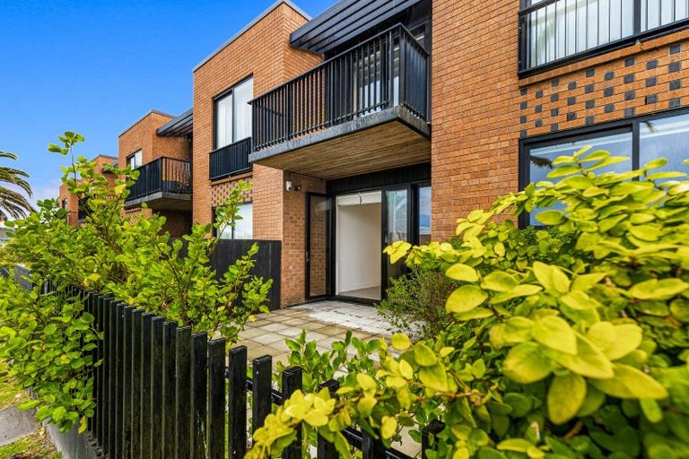 Photo of property in 107 Buckley Avenue, Hobsonville, Auckland, 0616