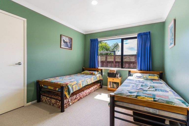 Photo of property in 1 Marchignal Street, Coastlands, Whakatane, 3120