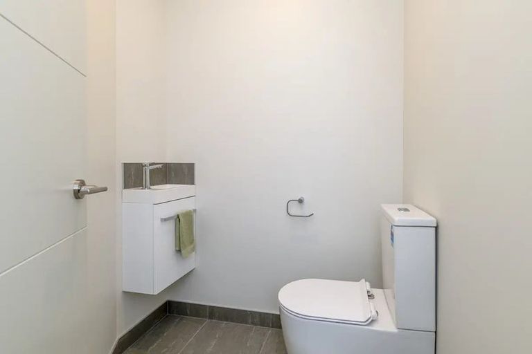 Photo of property in 108b Weraroa Road, Levin, 5510