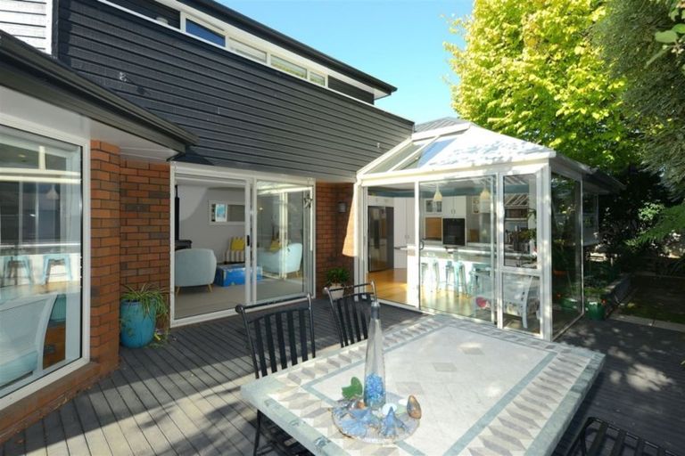 Photo of property in 12 Pasadena Place, Harewood, Christchurch, 8051