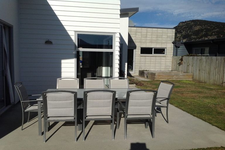 Photo of property in 44 Sherwin Avenue, Albert Town, Wanaka, 9305