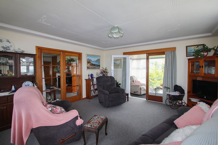 Photo of property in 27 Hull Street, South Hill, Oamaru, 9400