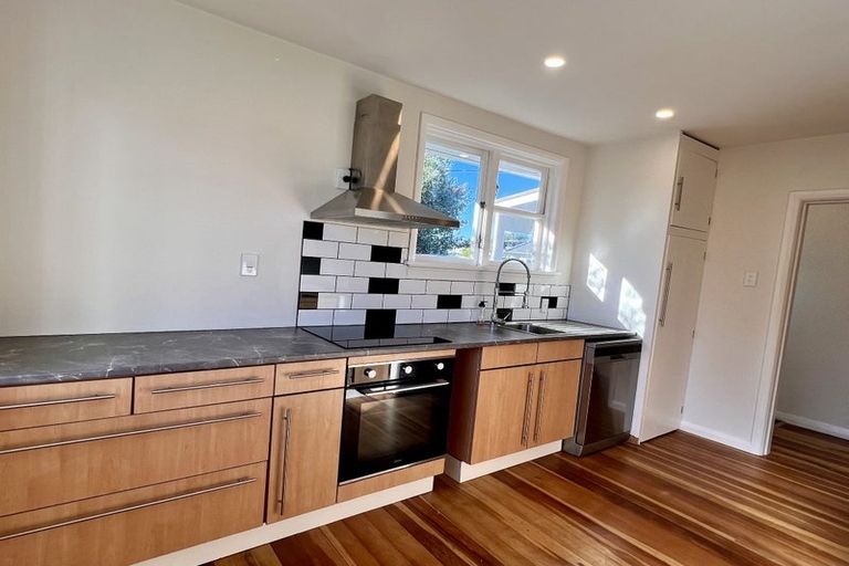 Photo of property in 42 Miro Street, Trentham, Upper Hutt, 5018