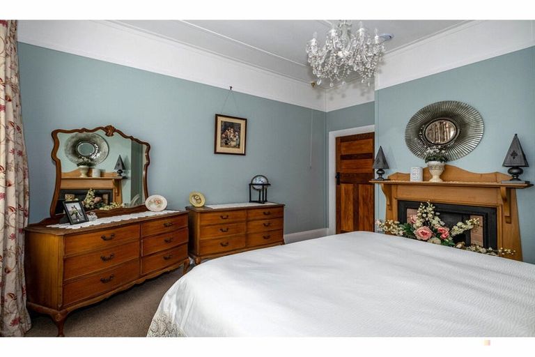 Photo of property in 12 Parsonage Road, Waimate, 7924