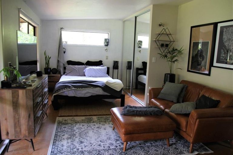 Photo of property in 22a Harvest Avenue, Orewa, 0931