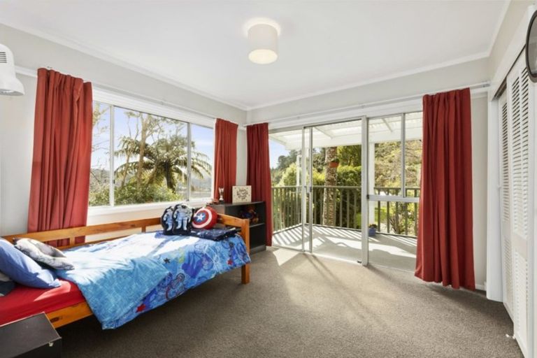 Photo of property in 140a Kamahi Street, Stokes Valley, Lower Hutt, 5019