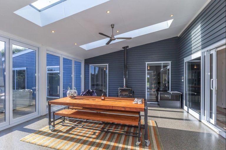 Photo of property in 342a Tararua Road, Levin, 5571