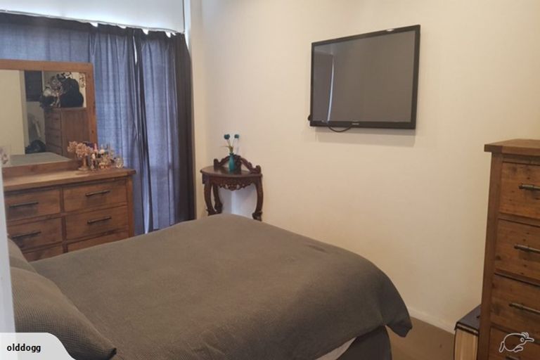 Photo of property in 108 Mellons Bay Road, Mellons Bay, Auckland, 2014