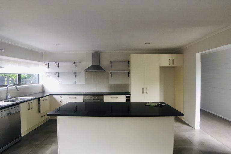 Photo of property in 1/36 Lewis Road, Pakuranga, Auckland, 2010