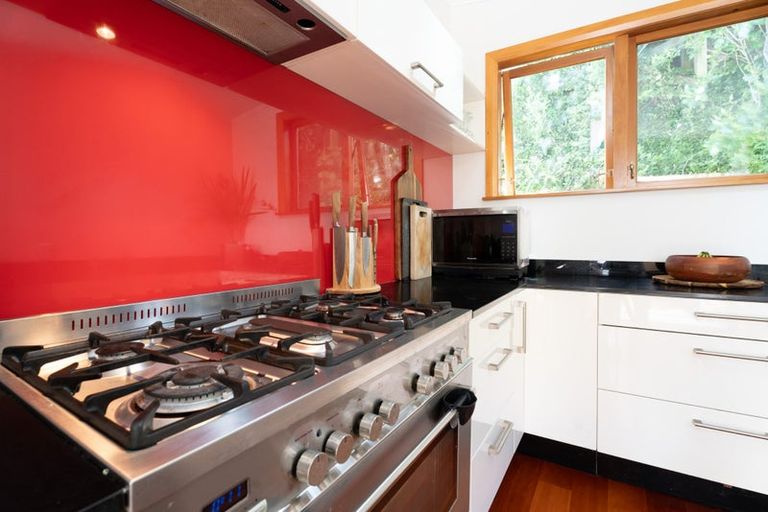 Photo of property in 34 Oban Street, Wadestown, Wellington, 6012