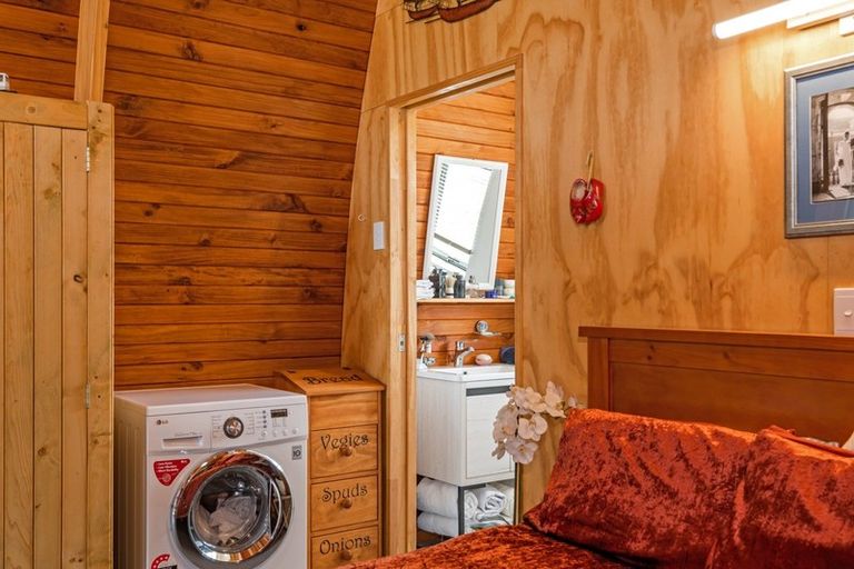 Photo of property in 48 Burgoyne Street, Woodville, 4920