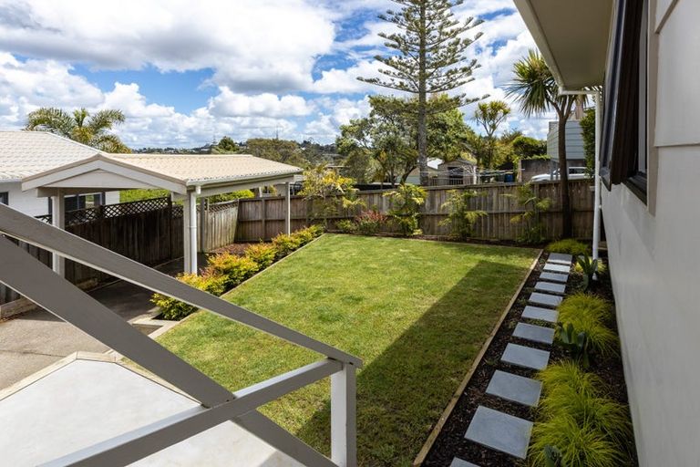 Photo of property in 5/254 Glenvar Road, Torbay, Auckland, 0630