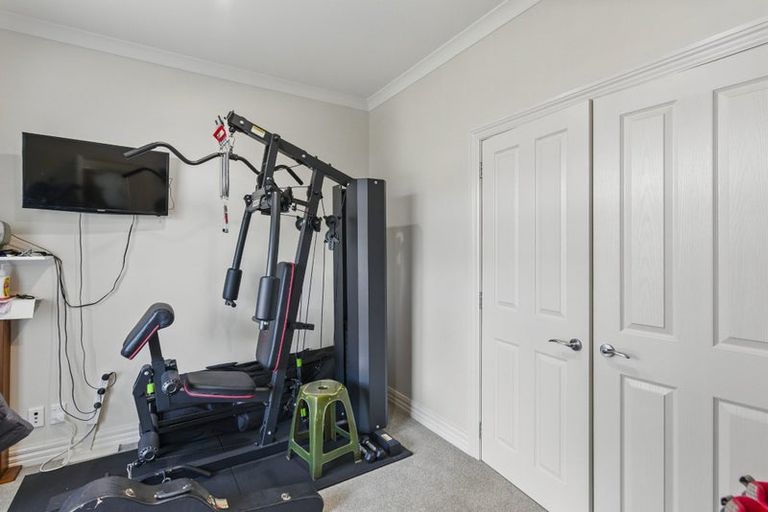 Photo of property in 41 Holcombe Drive, Paraparaumu, 5032