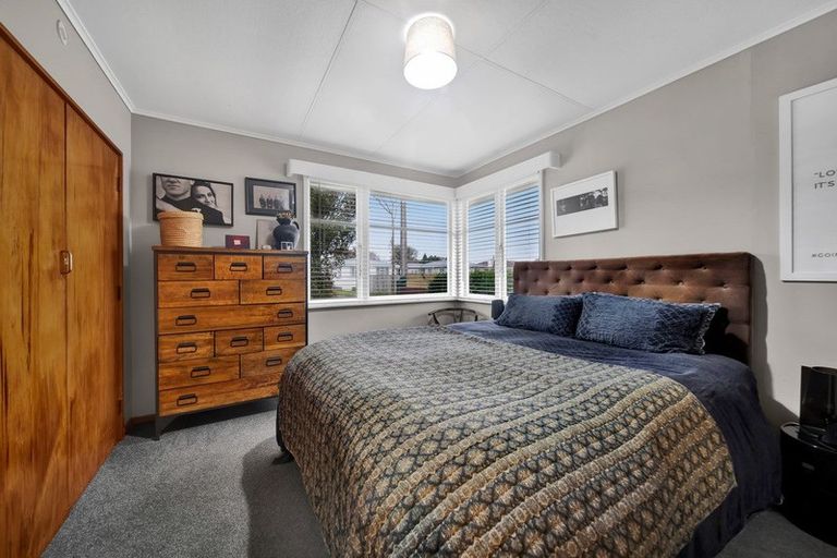 Photo of property in 37 Reid Avenue, Hawera, 4610