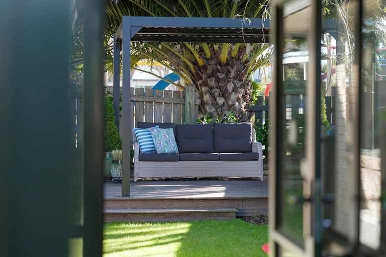 Photo of property in 1a Alexander Place, Otaki, 5512
