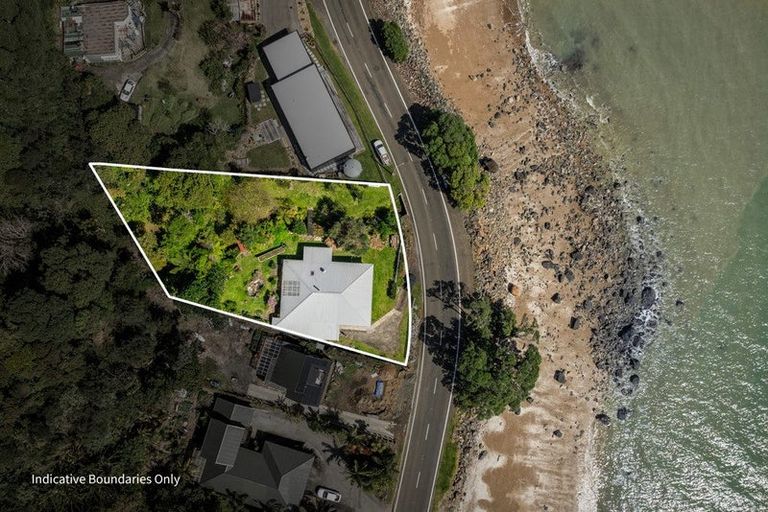 Photo of property in 300 Thames Coast Sh25 Road, Thornton Bay, Thames, 3575