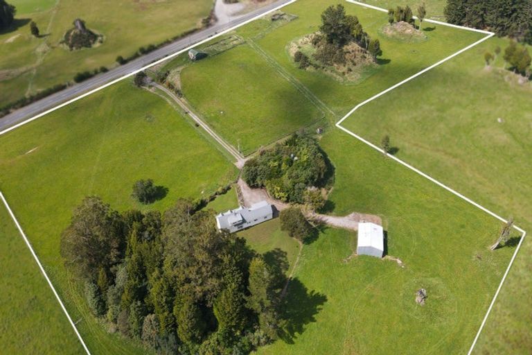 Photo of property in 1309 State Highway 5, Hamurana, Rotorua, 3072