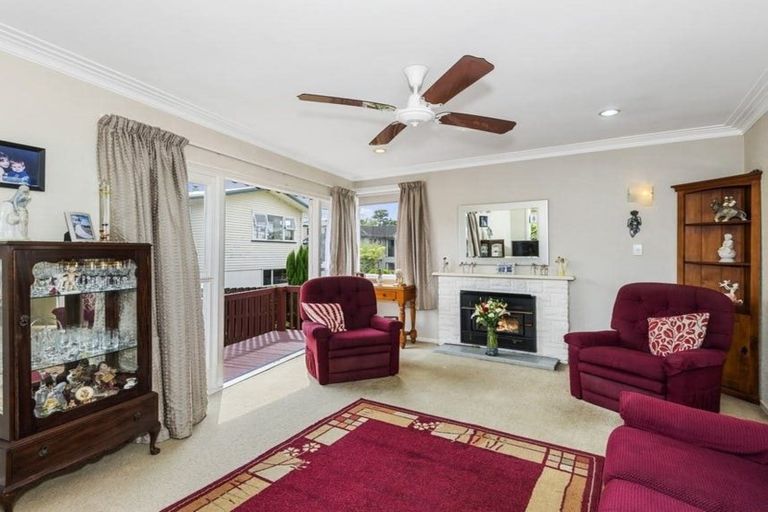 Photo of property in 14 Bean Place, Mount Wellington, Auckland, 1060