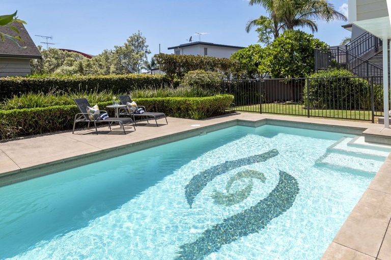 Photo of property in 13 Compass Way, Half Moon Bay, Auckland, 2012