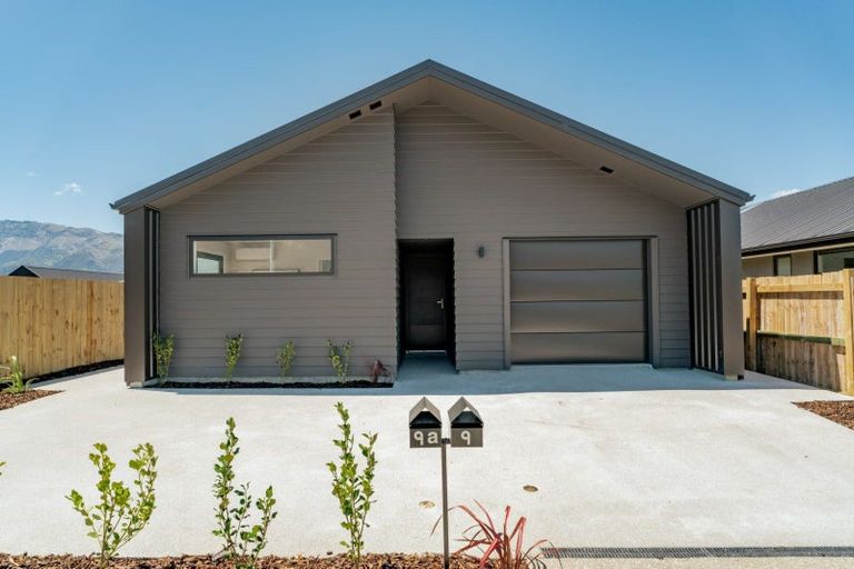 Photo of property in 9 Caton Street, Lake Hawea, 9382