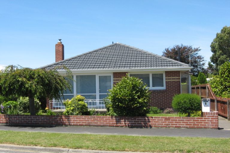Photo of property in 2/3 Trist Place, Edgeware, Christchurch, 8013