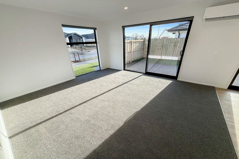 Photo of property in 16 Llew Summers Street, Belfast, Christchurch, 8051