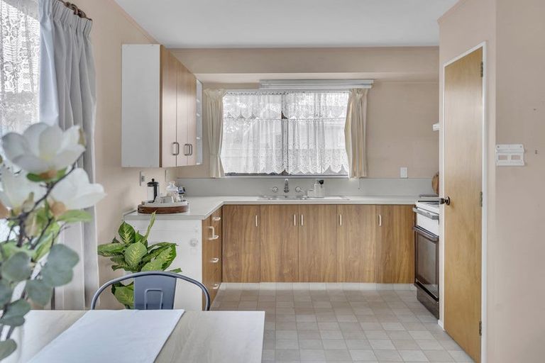 Photo of property in 2/55 Kuripuni Street, Kuripuni, Masterton, 5810