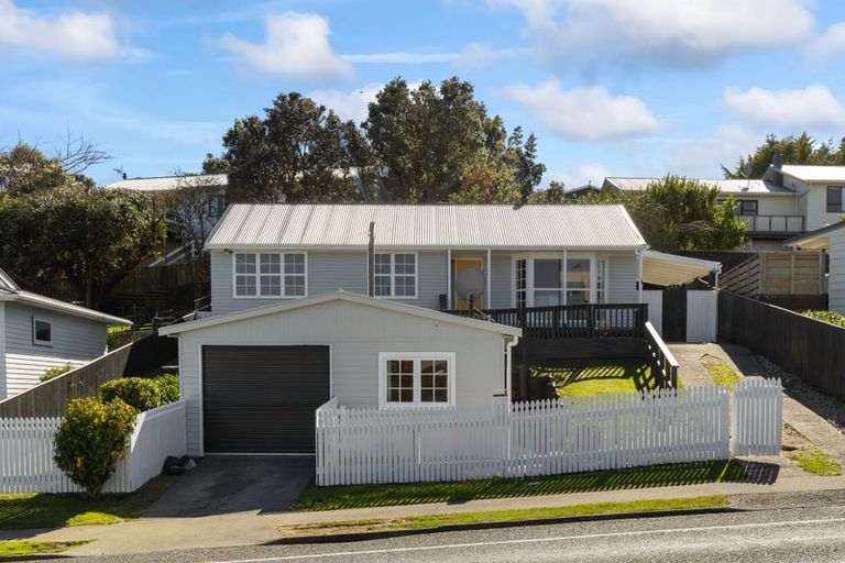 Photo of property in 472 Warspite Avenue, Ascot Park, Porirua, 5024