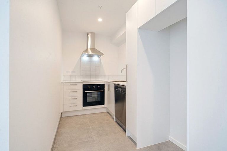 Photo of property in 106/5 Rauemi Way, Te Atatu South, Auckland, 0610