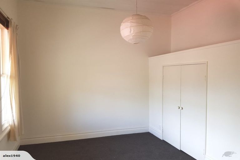 Photo of property in 14 Shoal Bay Road, Devonport, Auckland, 0624