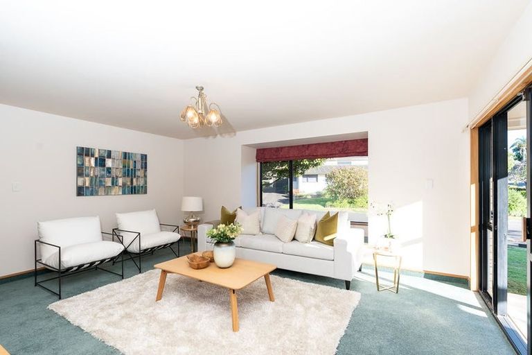 Photo of property in 15 Burn-murdoch Street, St Andrews, Hamilton, 3200