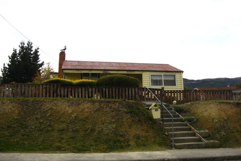 Photo of property in 18 Derby Street, Tapanui, 9522